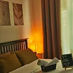 Azure Urban Resort Residences By Moldez Staycation