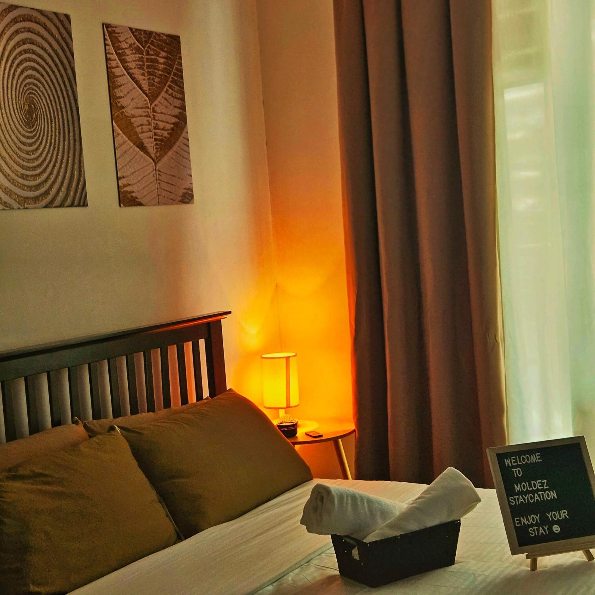Azure Urban Residences By Moldez Staycation
